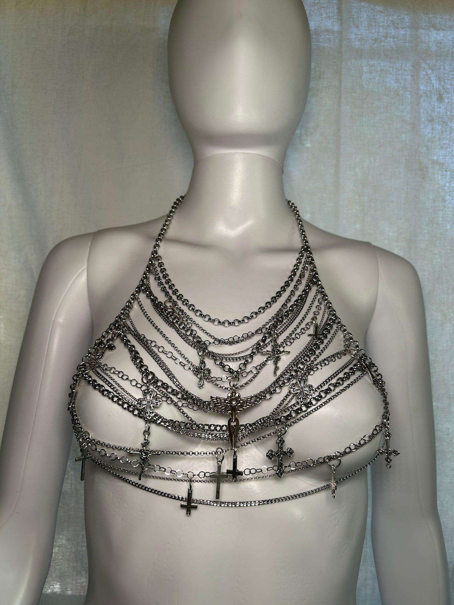 Chain top with crosses