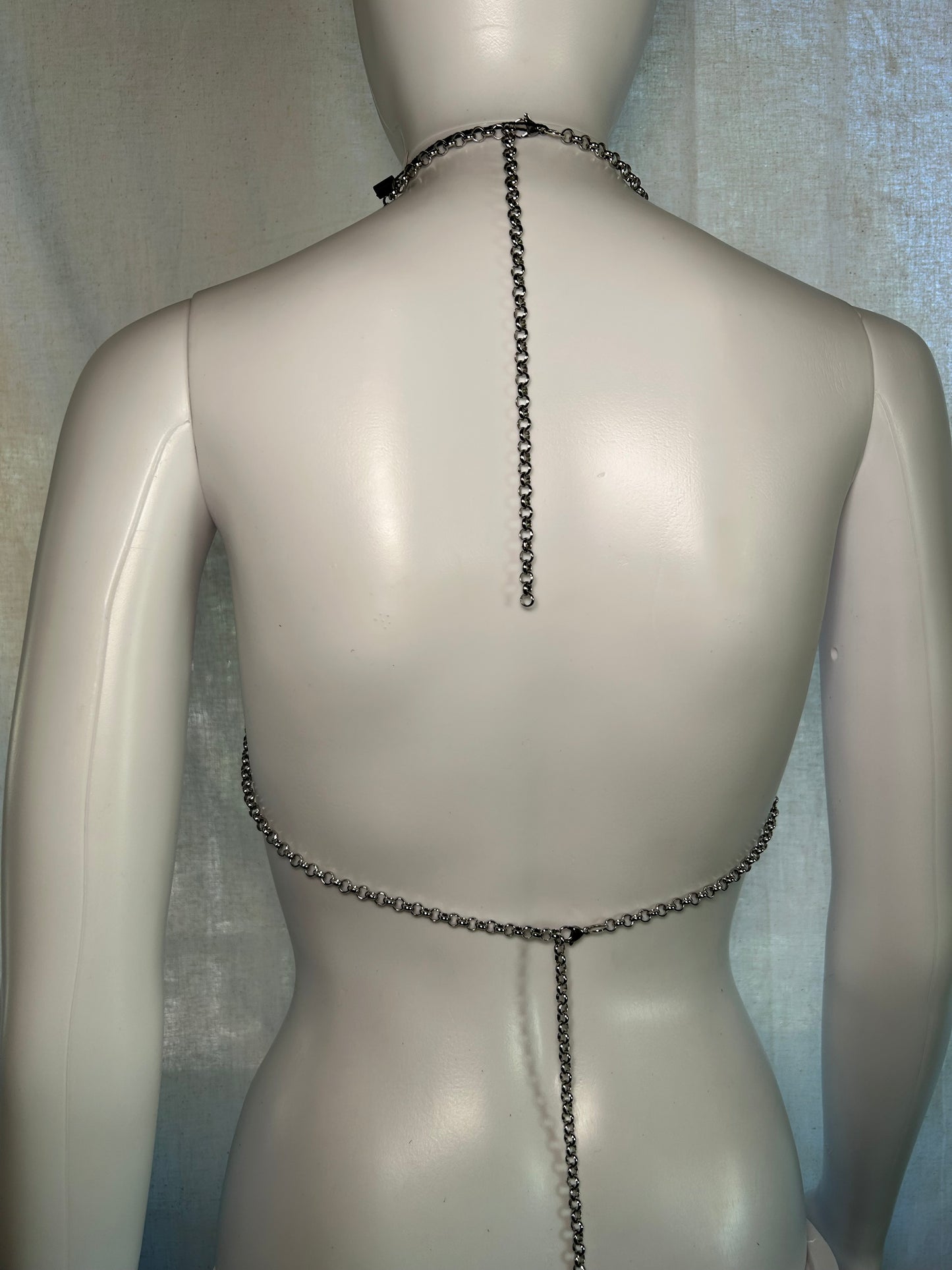 Chain top with crosses