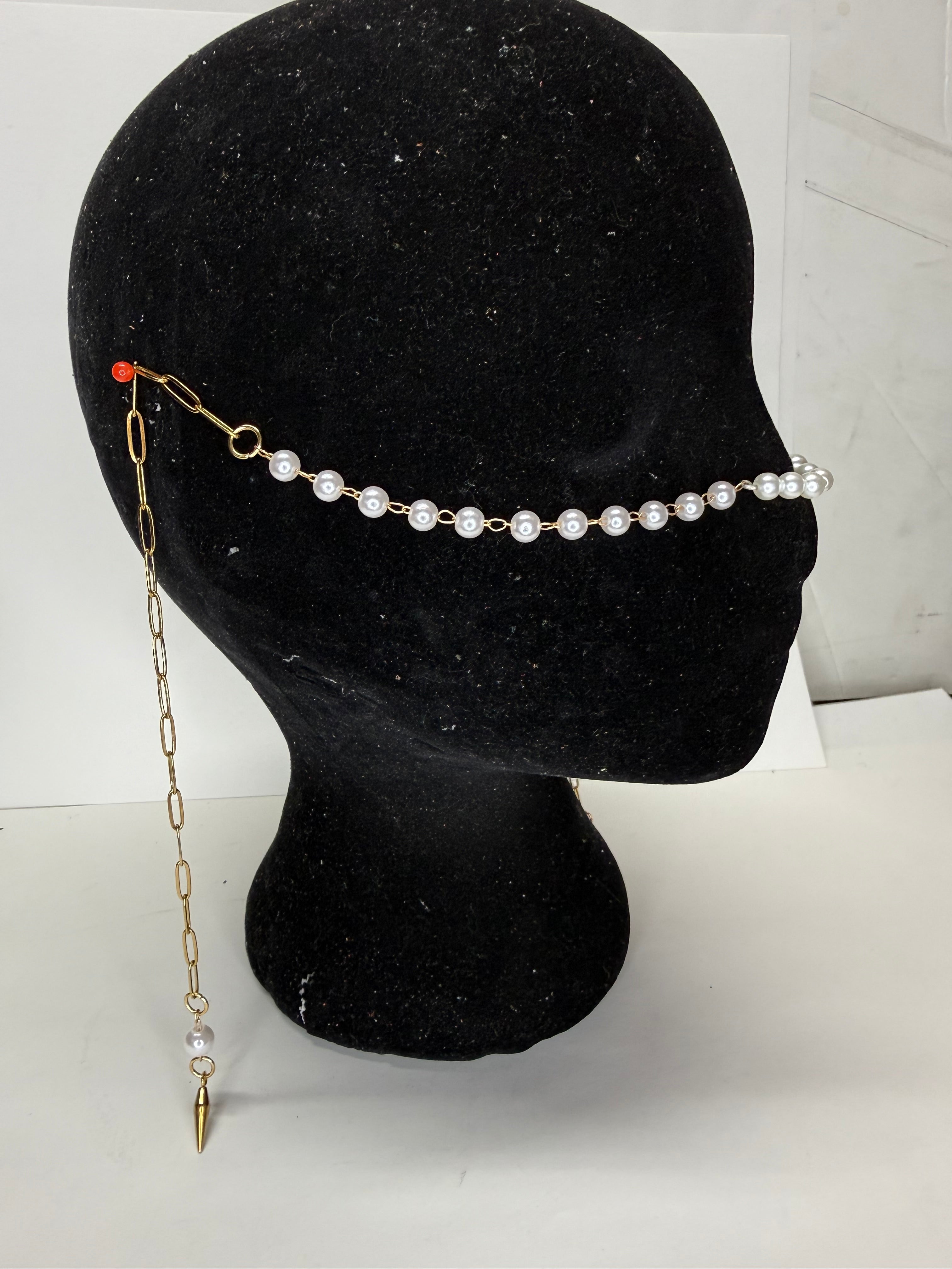 Custom Gołd and Pearl Face Chain