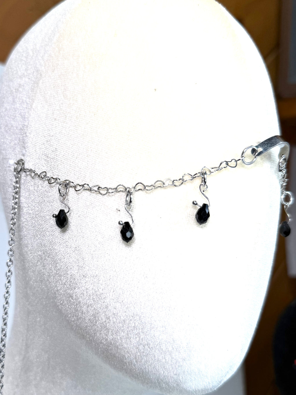 Black glass Facechain