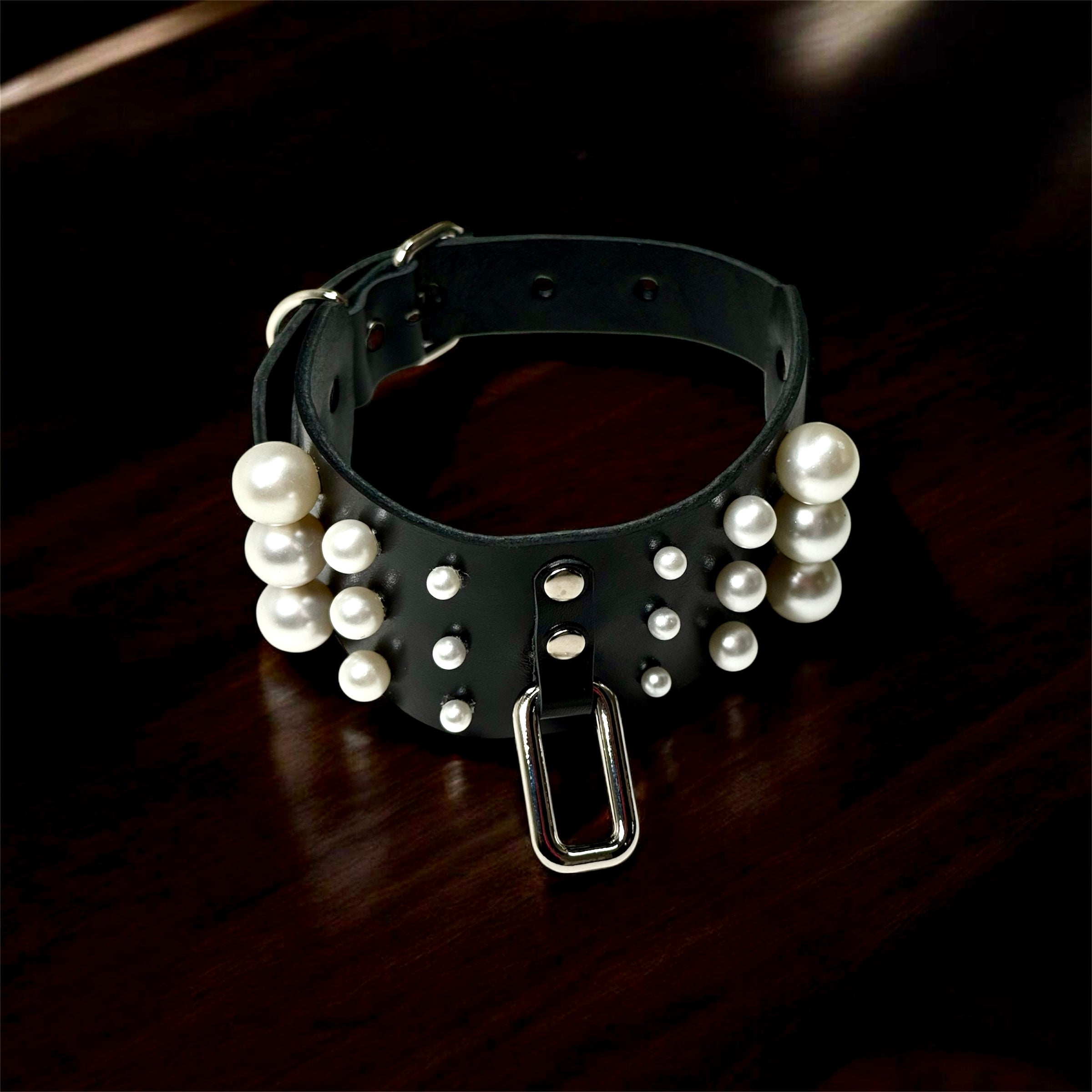 Margot Leather Collar