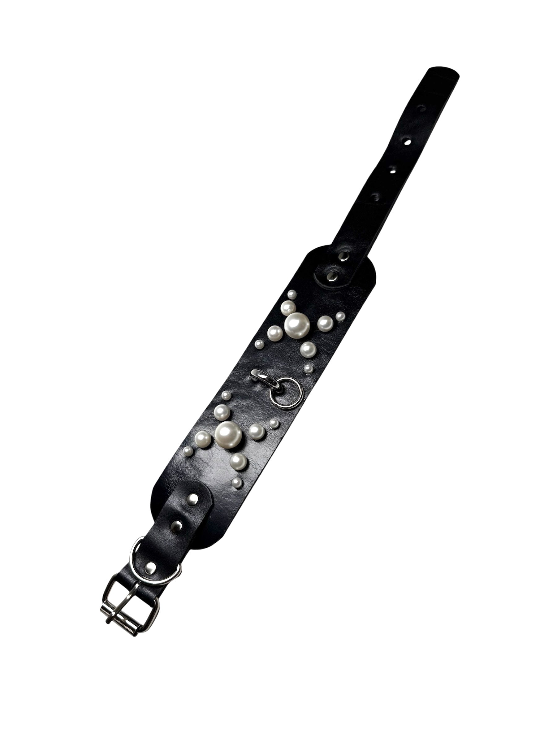 Greta Leather Collar