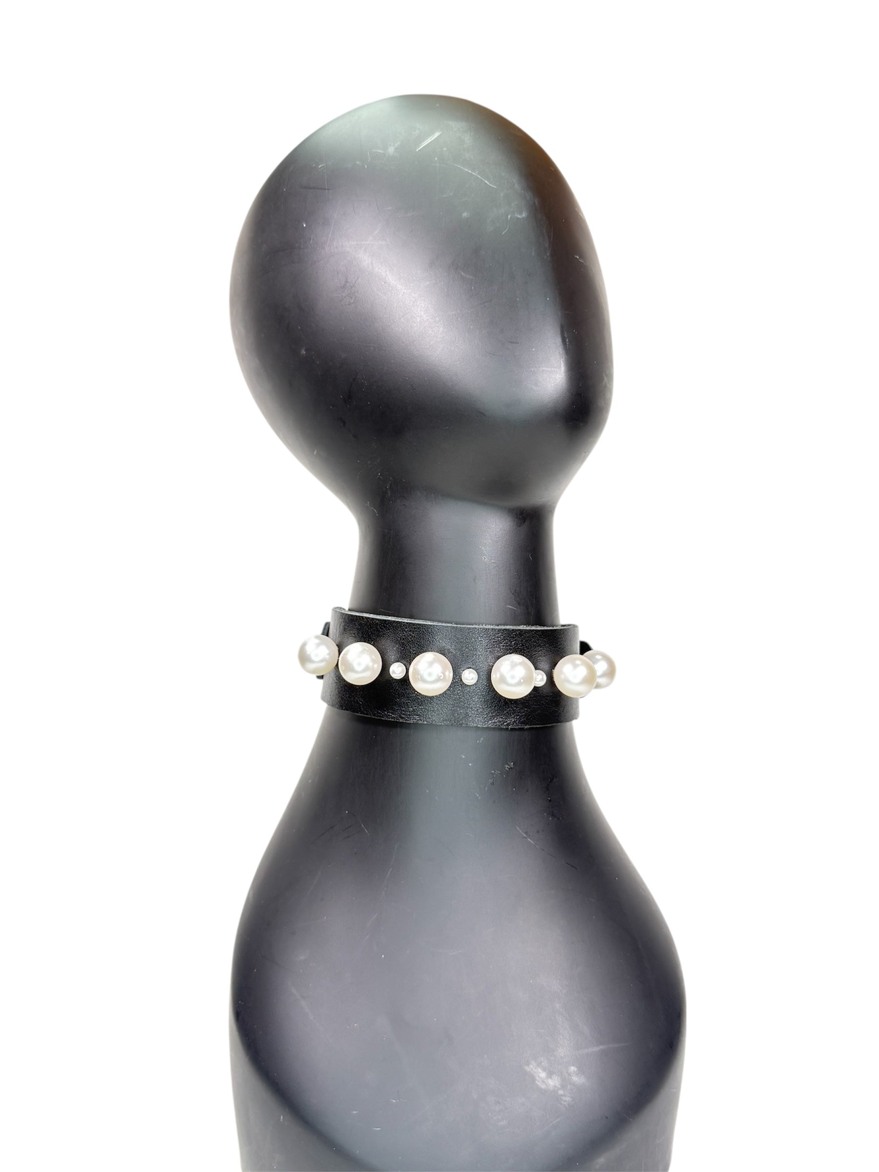 Mae Leather Collar